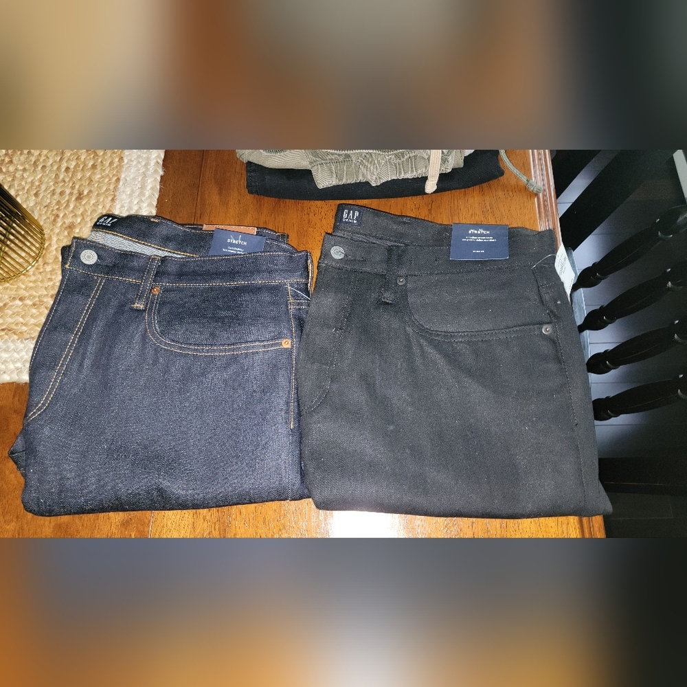 GAP Men's Slim Jeans in Black and Dark Indigo
